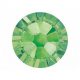 Swarovski v.zöld SS3 kristály  100db