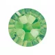 Swarovski v.zöld SS3 kristály  100db