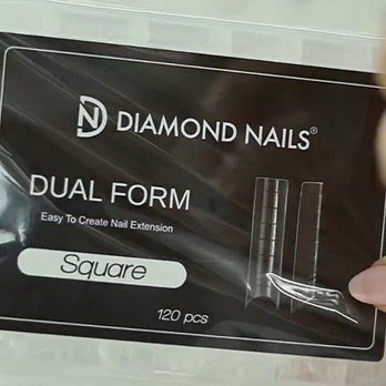 Video - Diamond Nails Reverse Tipp Square – A tökéletes választás PolyGel technikához!